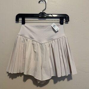 Aerie Cream Pleated Skort